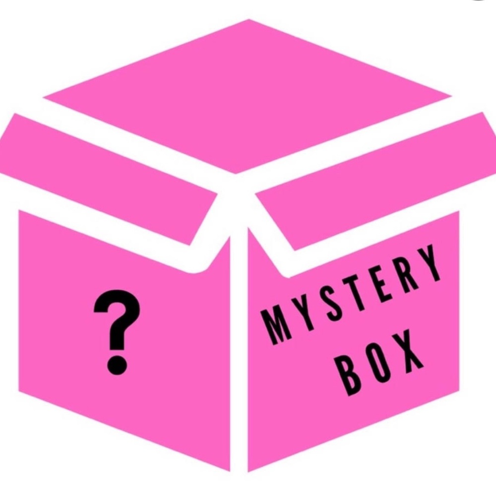 Women’s Size Medium Mystery Box!